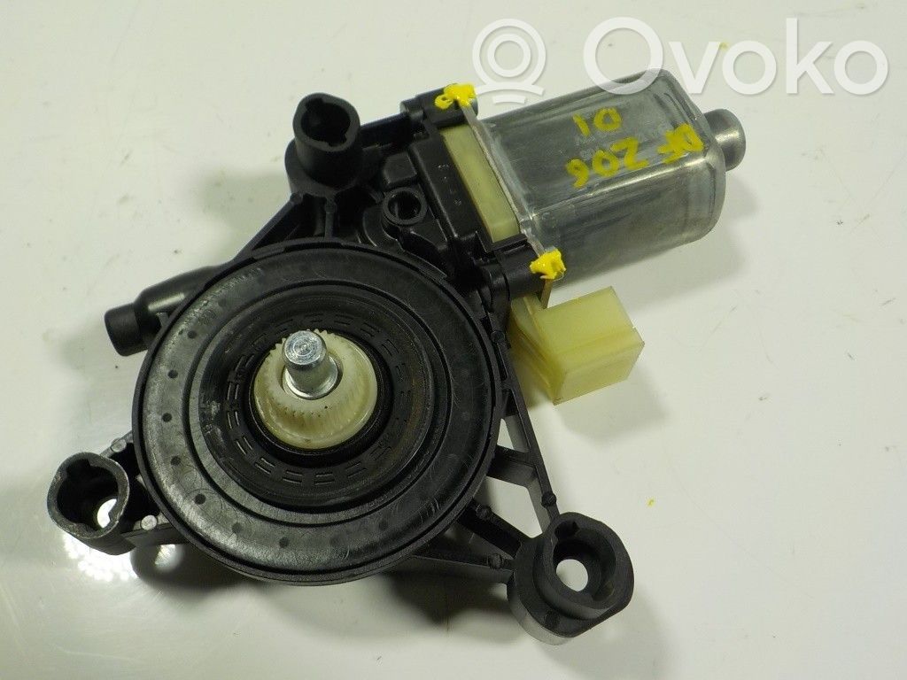Motor del regulador de la ventanilla de la puerta delantera   8W0959801,8W0959801