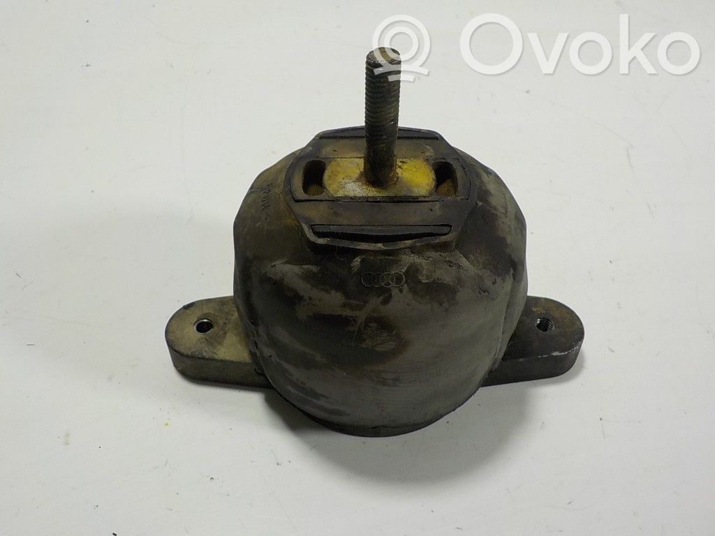 Audi A8 S8 D3 4E Engine mount bracket 