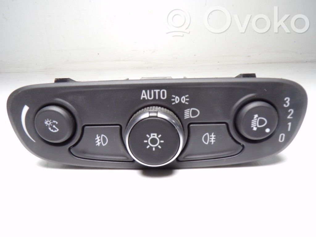 Interruptor de control del panel de luces   39121795,39121795