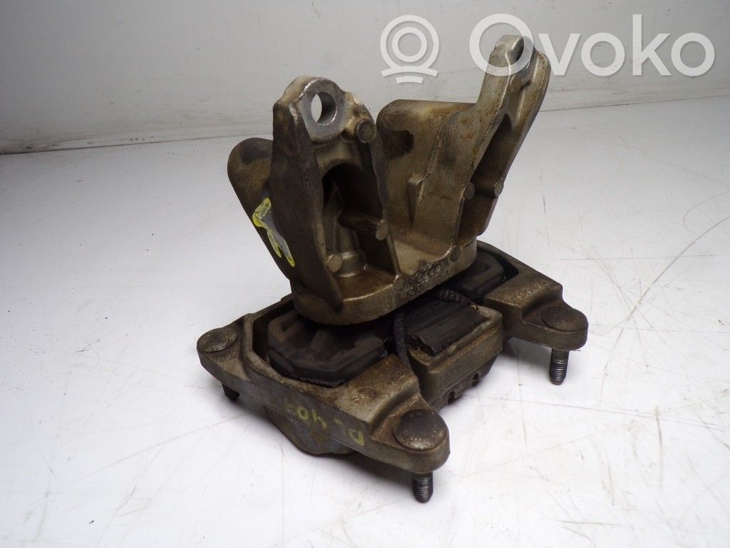 Engine mount bracket   4F0399151BL