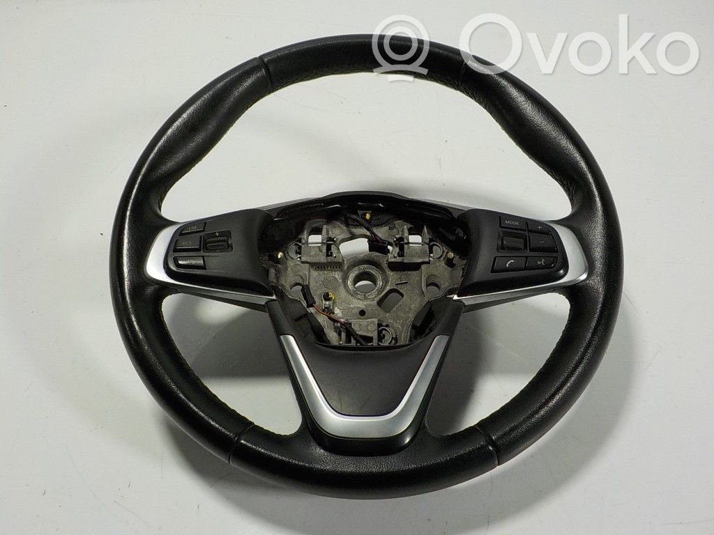BMW 2 F45 Stūre 