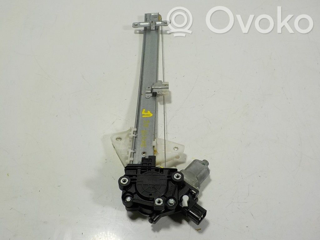 Subaru XV Manualny podnośnik szyby drzwi przednich 