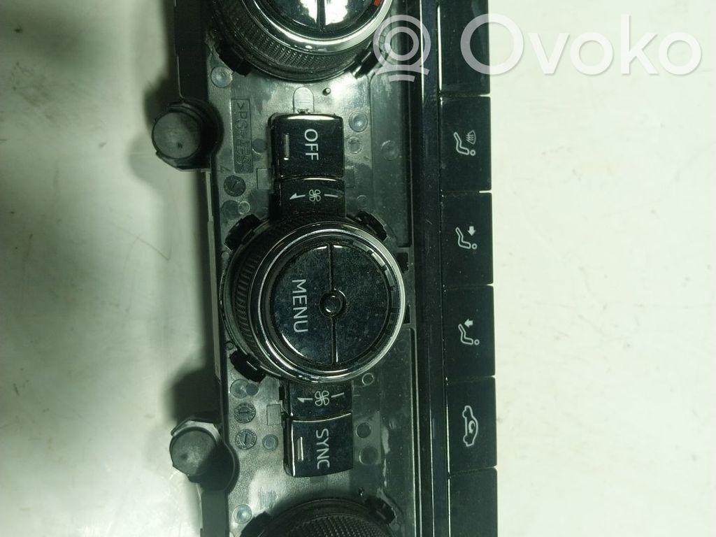 Skoda Karoq Panel klimatyzacji 