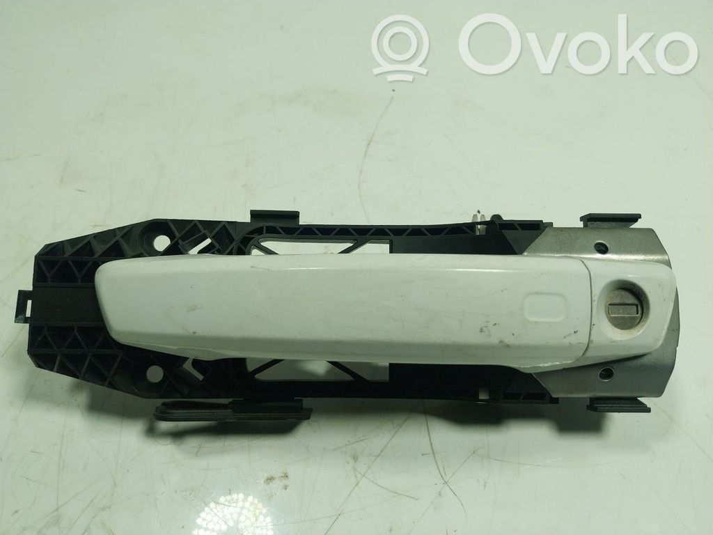 Manecilla externa puerta delantera   8V0837205AGRU,8V0837885