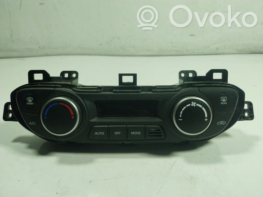 Hyundai i10 Panel klimatyzacji 