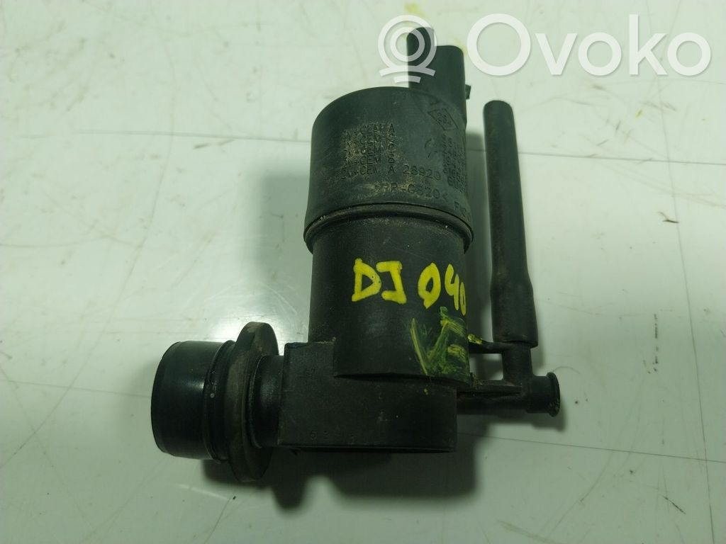 Windscreen/windshield washer pump   681155248091
