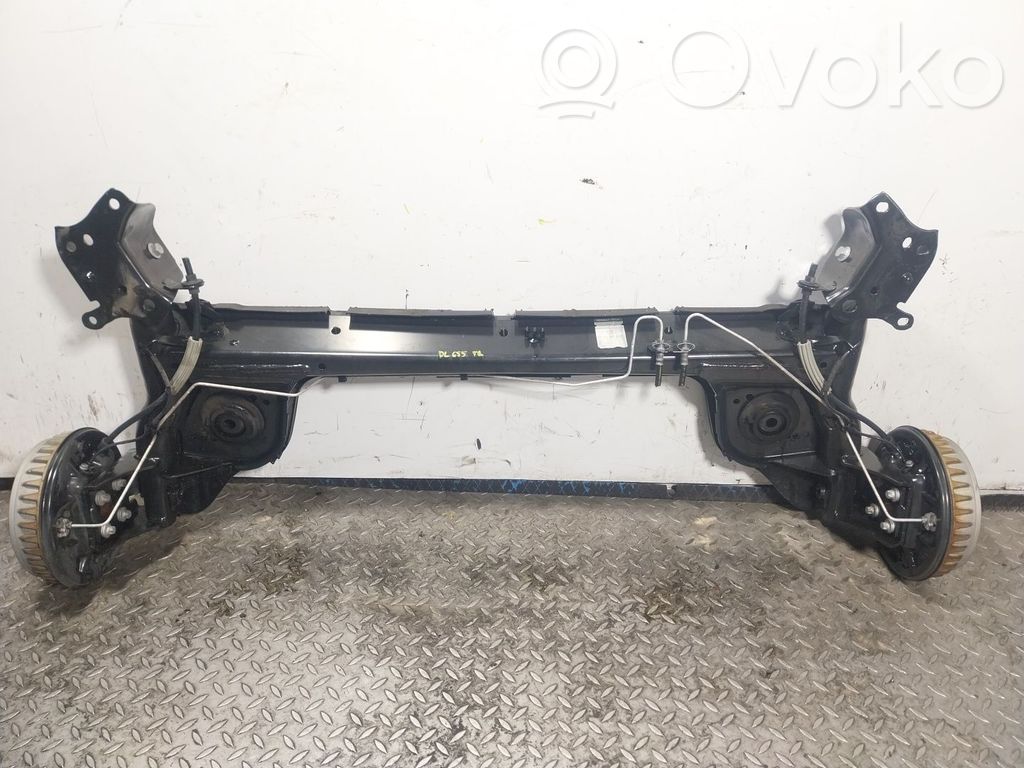 Renault Zoe Belka osi tylnej z reduktorem