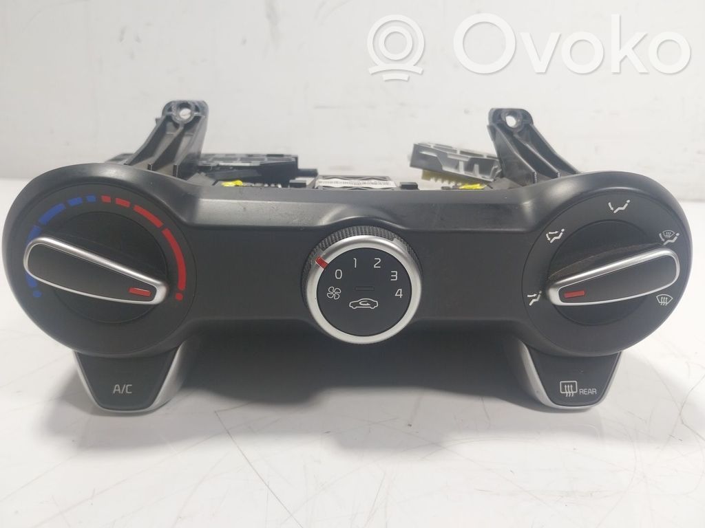 KIA Stonic Air conditioner control unit module 