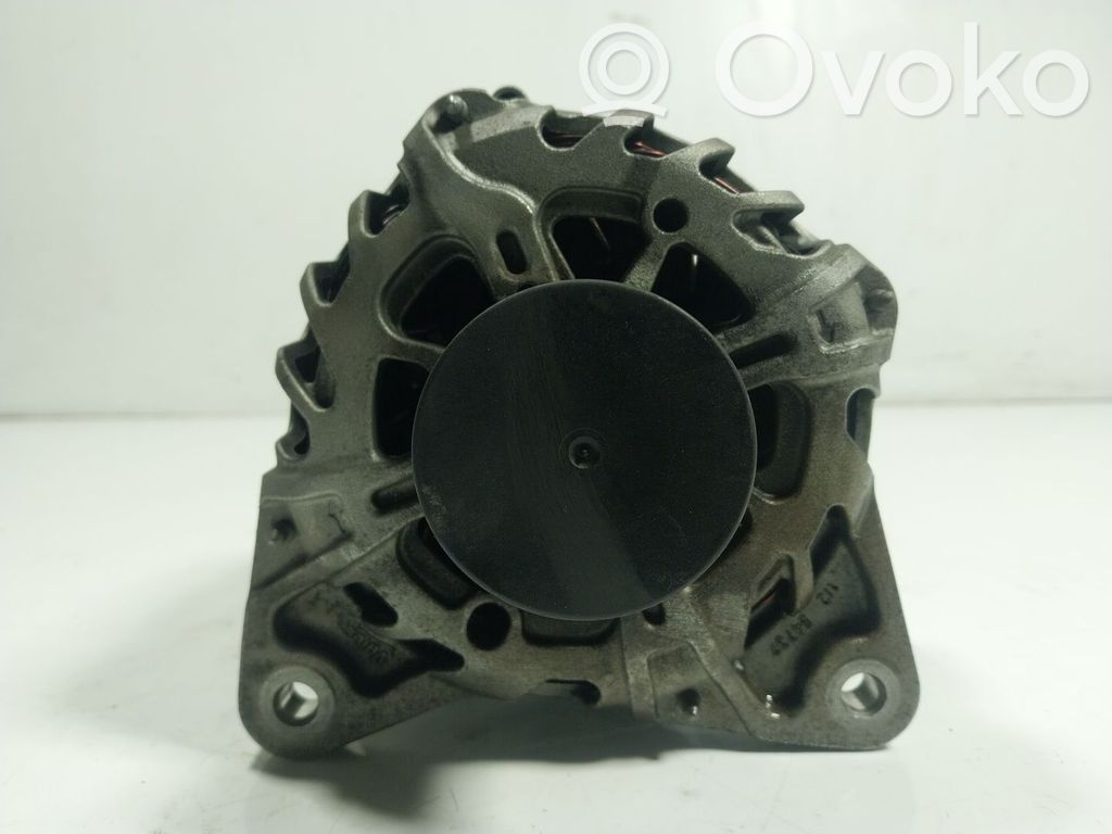 Renault Captur Generatore/alternatore 