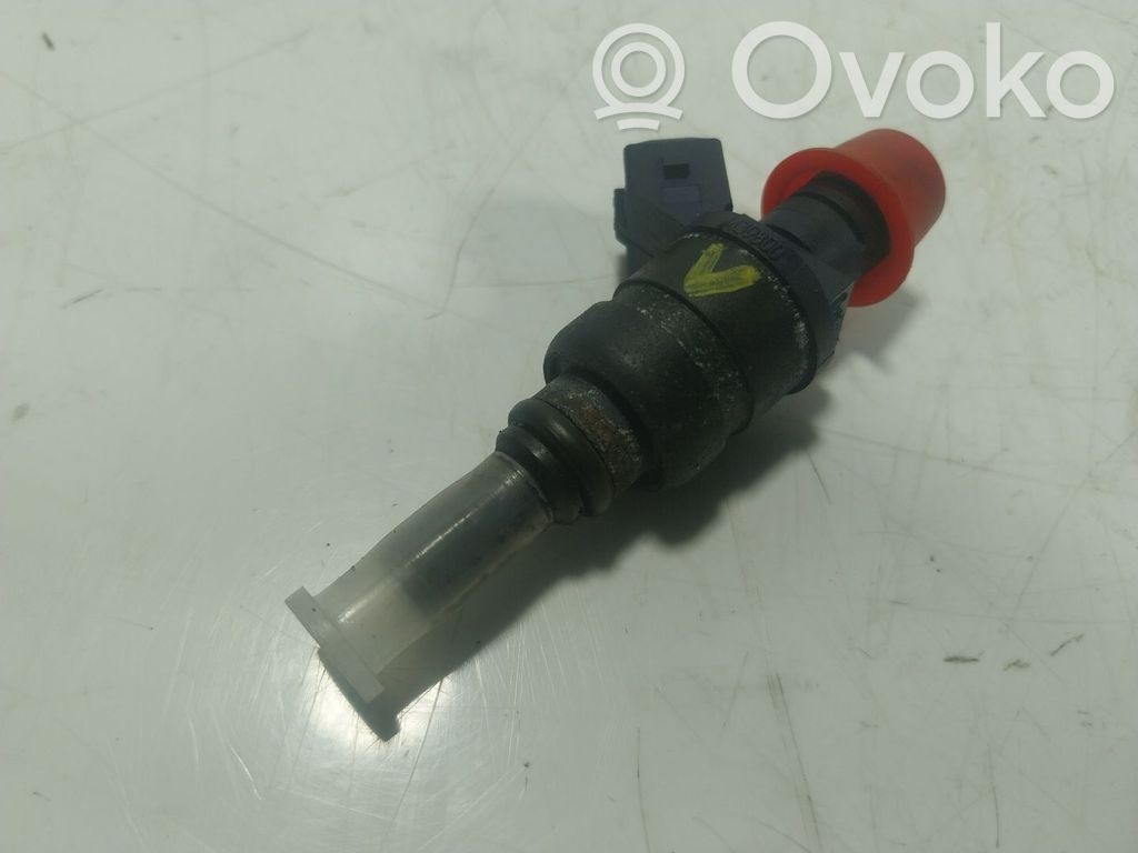 BMW 5 E60 E61 Injector combustibil 