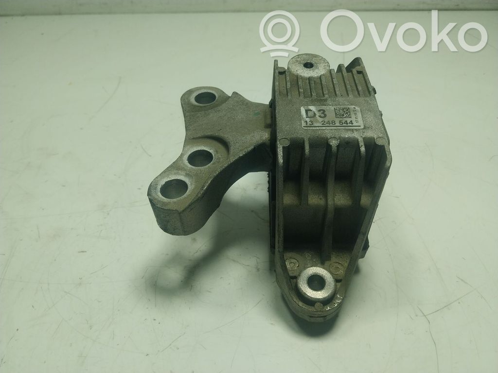 Engine mount bracket   13444855,13248544