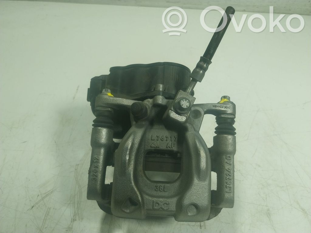 Mercedes-Benz A W177 Pinza del freno posteriore 
