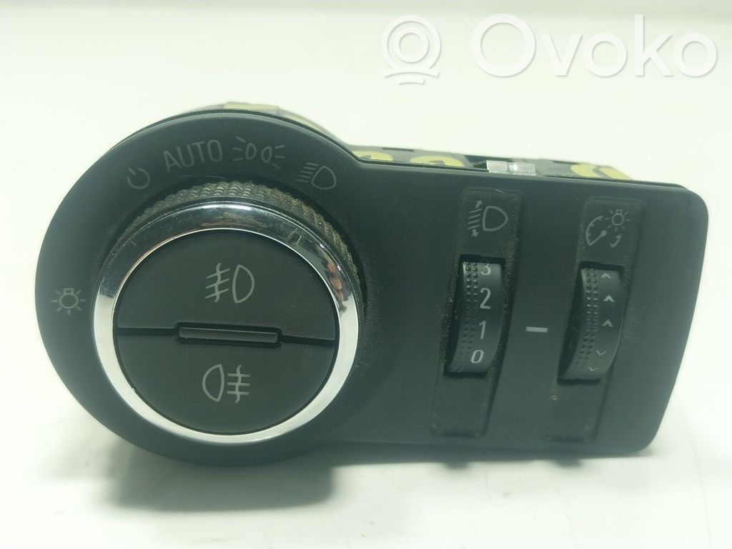 Comutator lumini bord   23197914,23197914