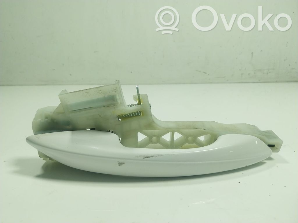 Etuoven ulkokahva   82661Q0010