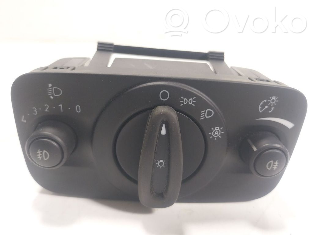 Interruptor de control del panel de luces   1787109,C1BT13A024AB