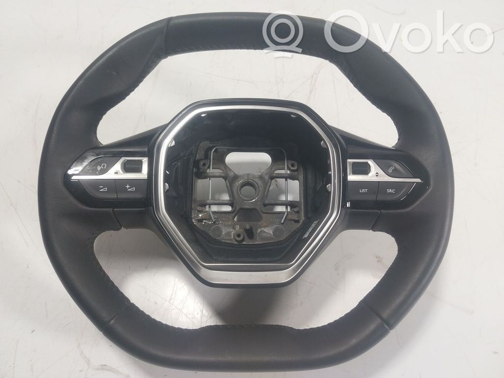 Peugeot 208 II Volant