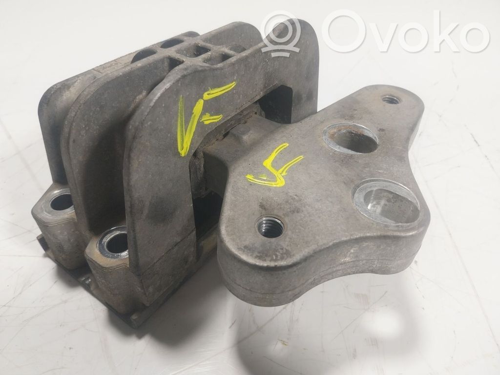 Ford Transit Engine mount bracket 