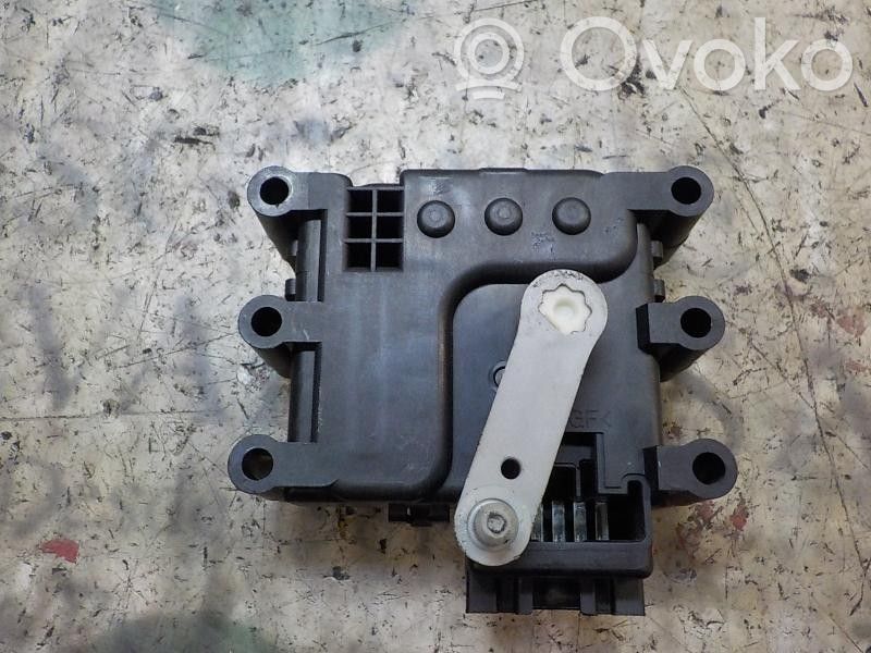Commande de chauffage et clim   GP9A61A70A