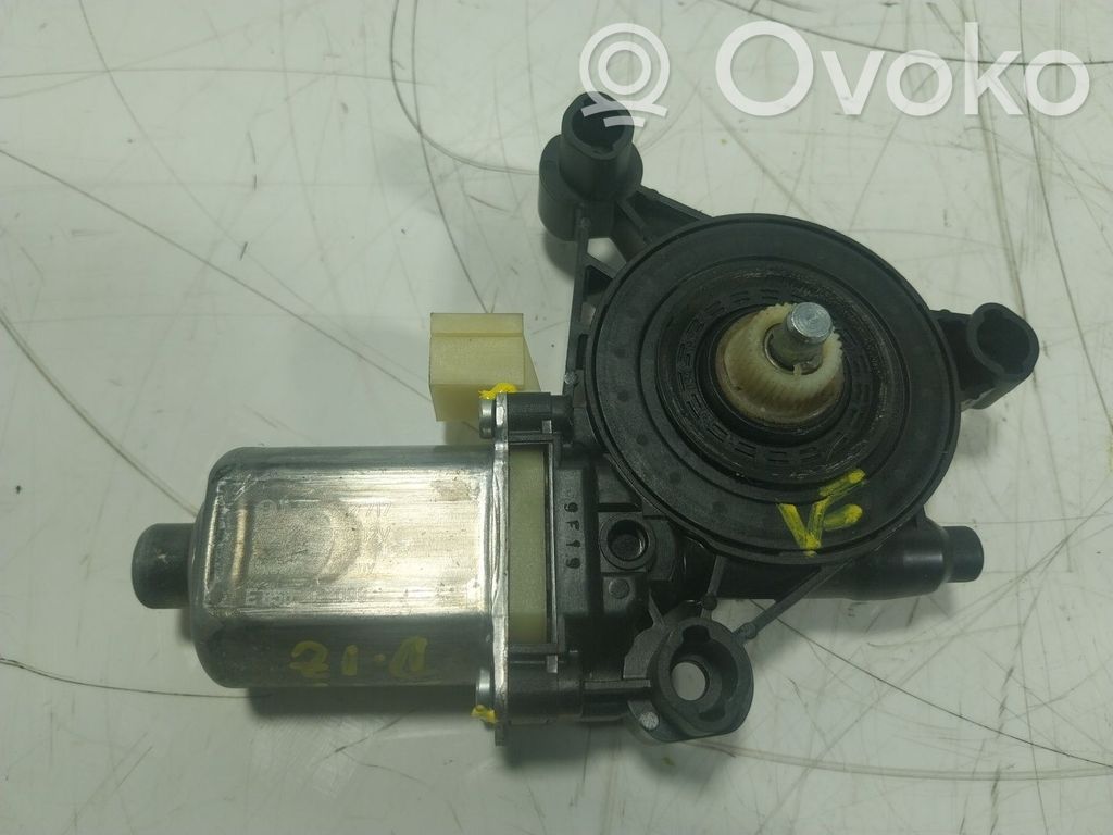 Seat Leon (5F) Motorino alzacristalli della portiera anteriore