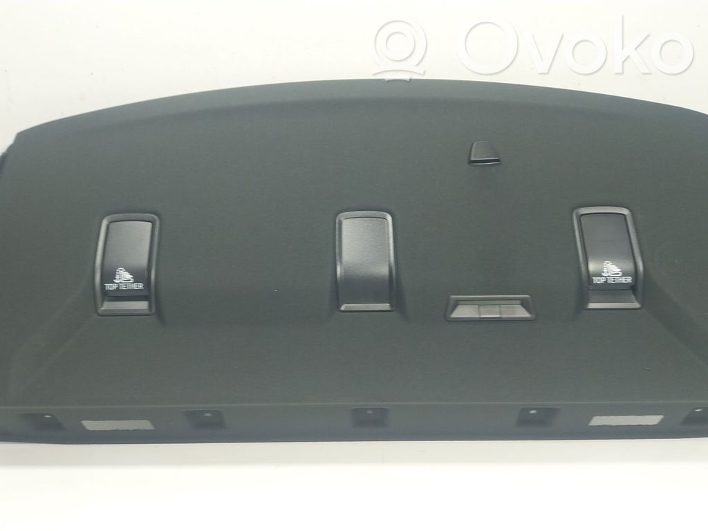 BMW 2 F46 Tylna klapa bagażnika 