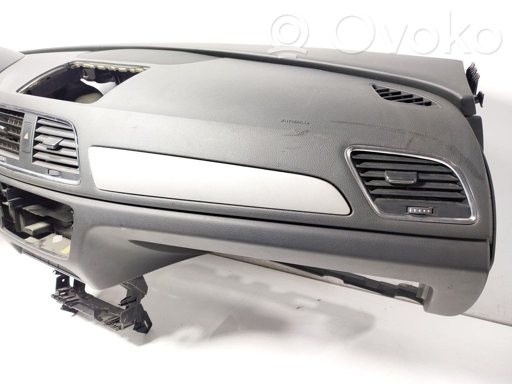 Audi Q3 8U Bord 