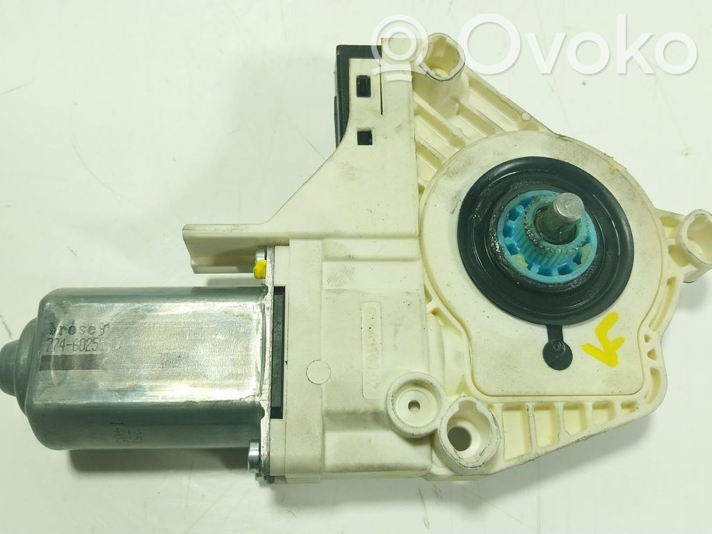 Land Rover Discovery 4 - LR4 Alzacristalli della portiera posteriore con motorino 