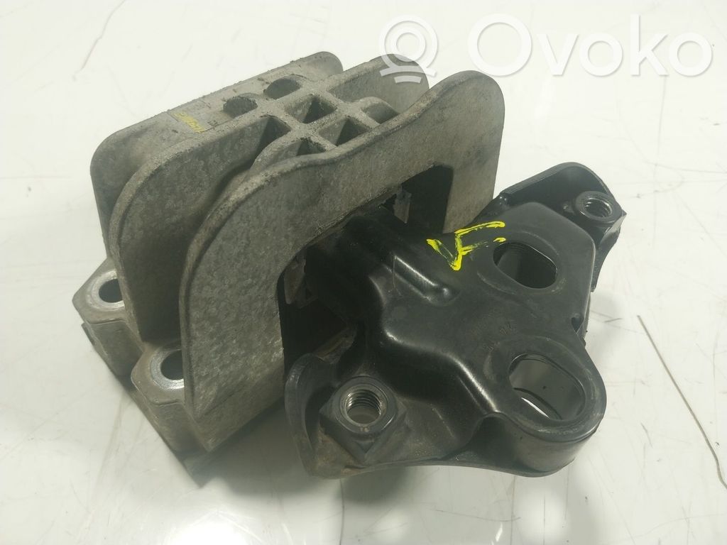 Ford Transit Engine mount bracket 