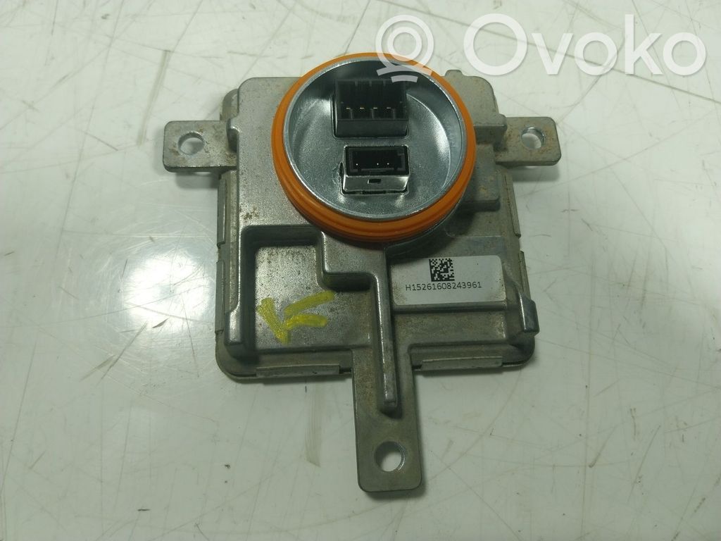 Unité de commande / module Xénon   C2D50948,1036060061