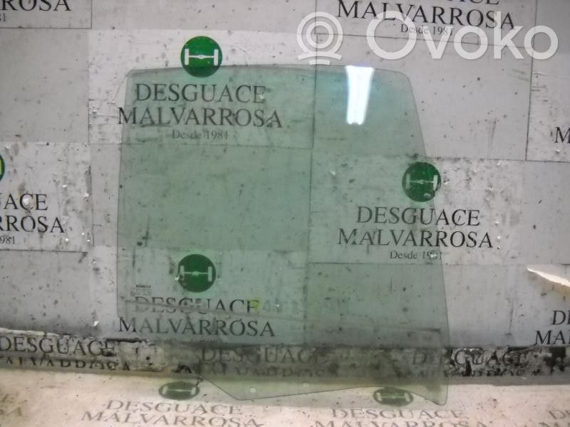 Luna de la puerta trasera