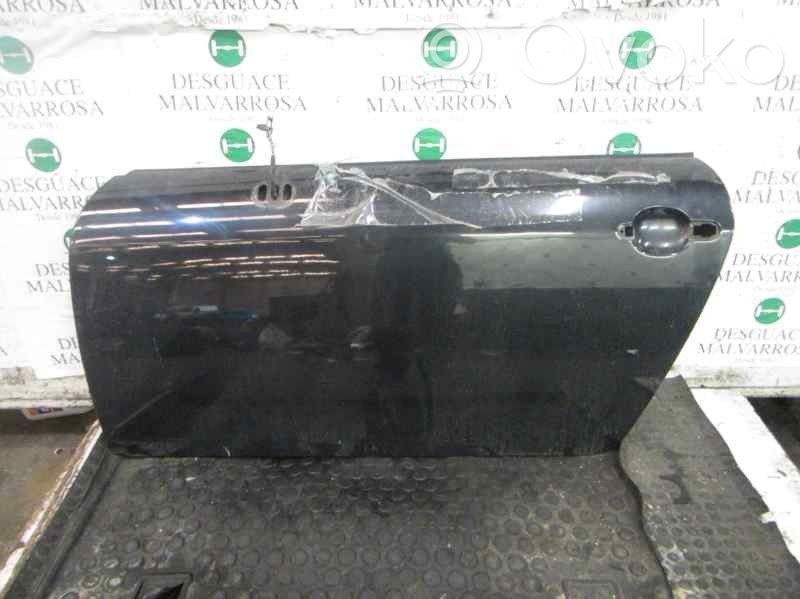 Puerta delantera   8N0831051C