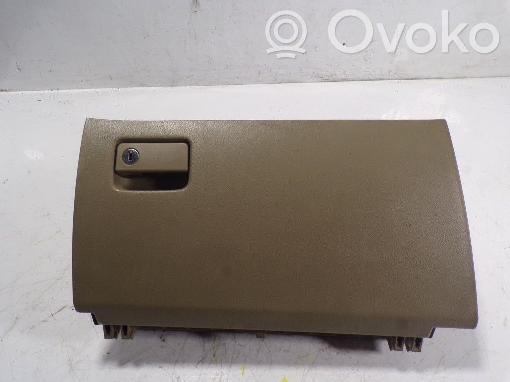 Toyota RAV 4 (XA30) Vano portaoggetti 