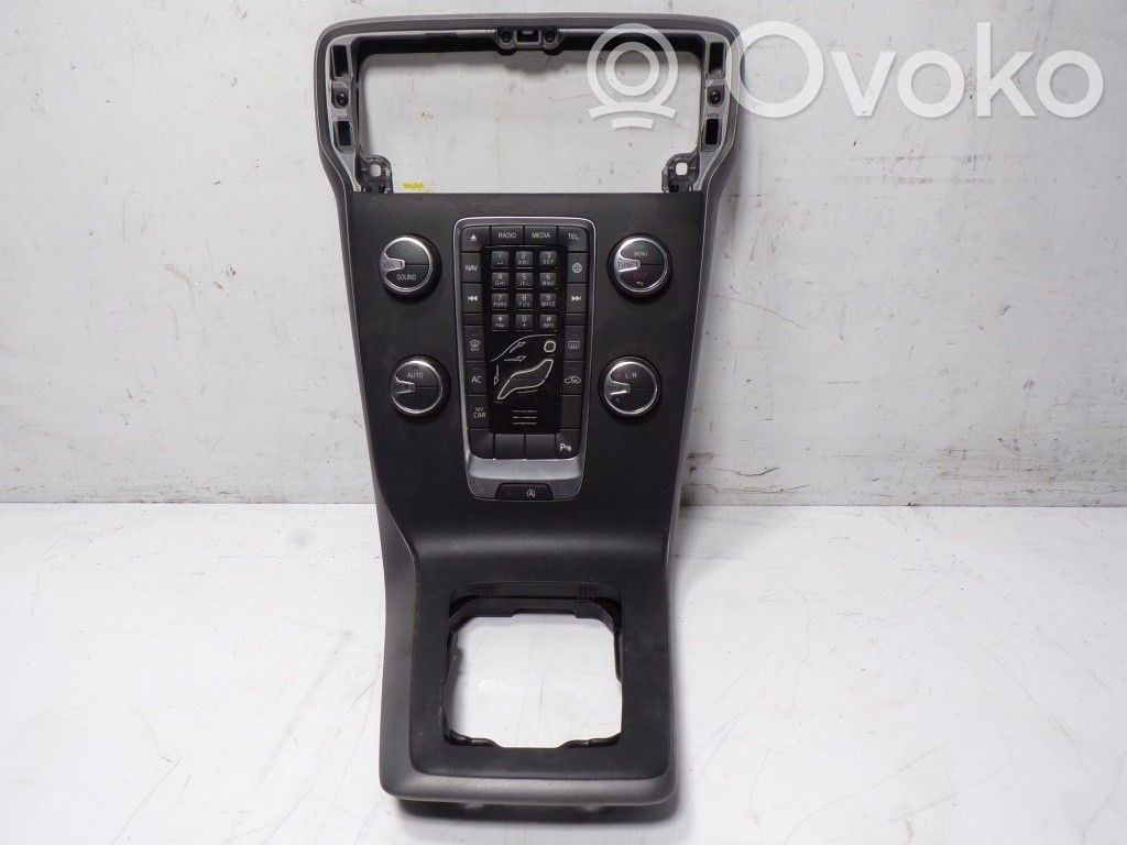 Volvo V40 Panel klimatyzacji 