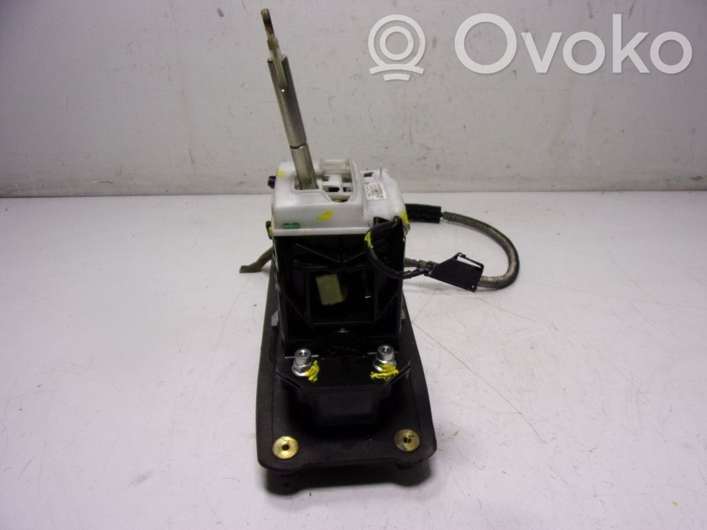 Audi Q7 4L Vaihdetanko 