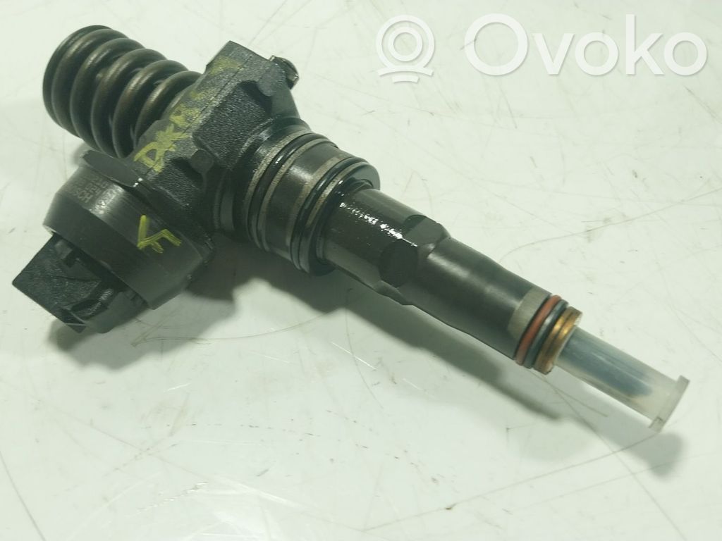 Volkswagen Touareg I Injector combustibil 