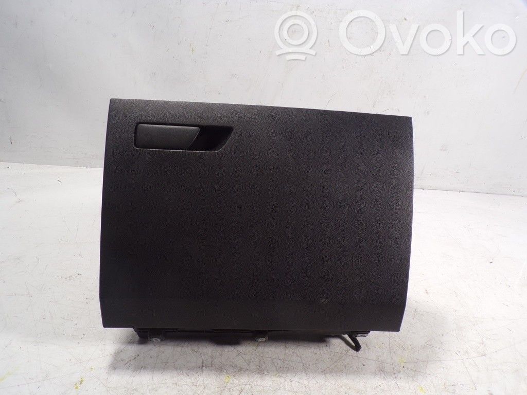 Guantera   5F1857095KVS9