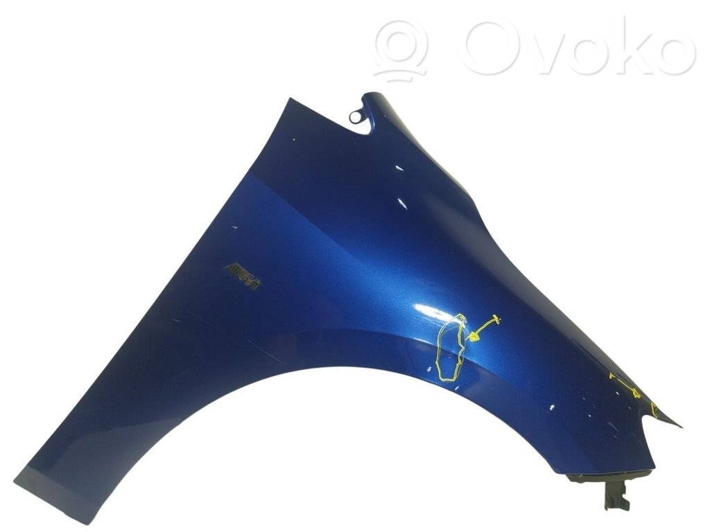 BMW 2 F46 Sparnas 