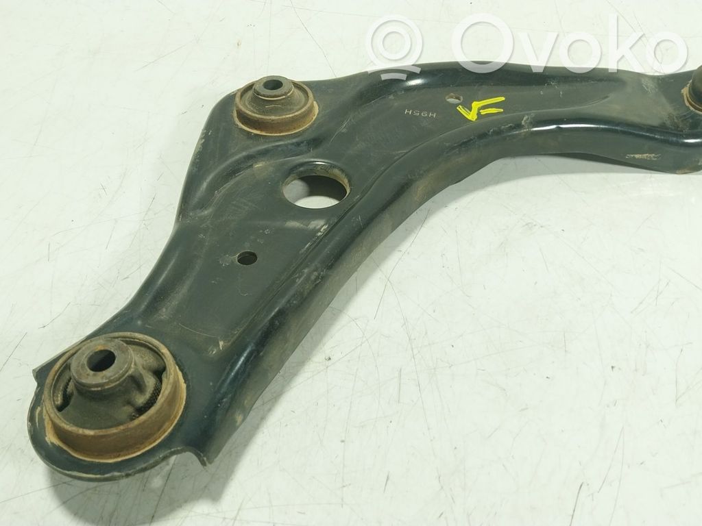 Nissan Qashqai Braccio di controllo sospensione anteriore