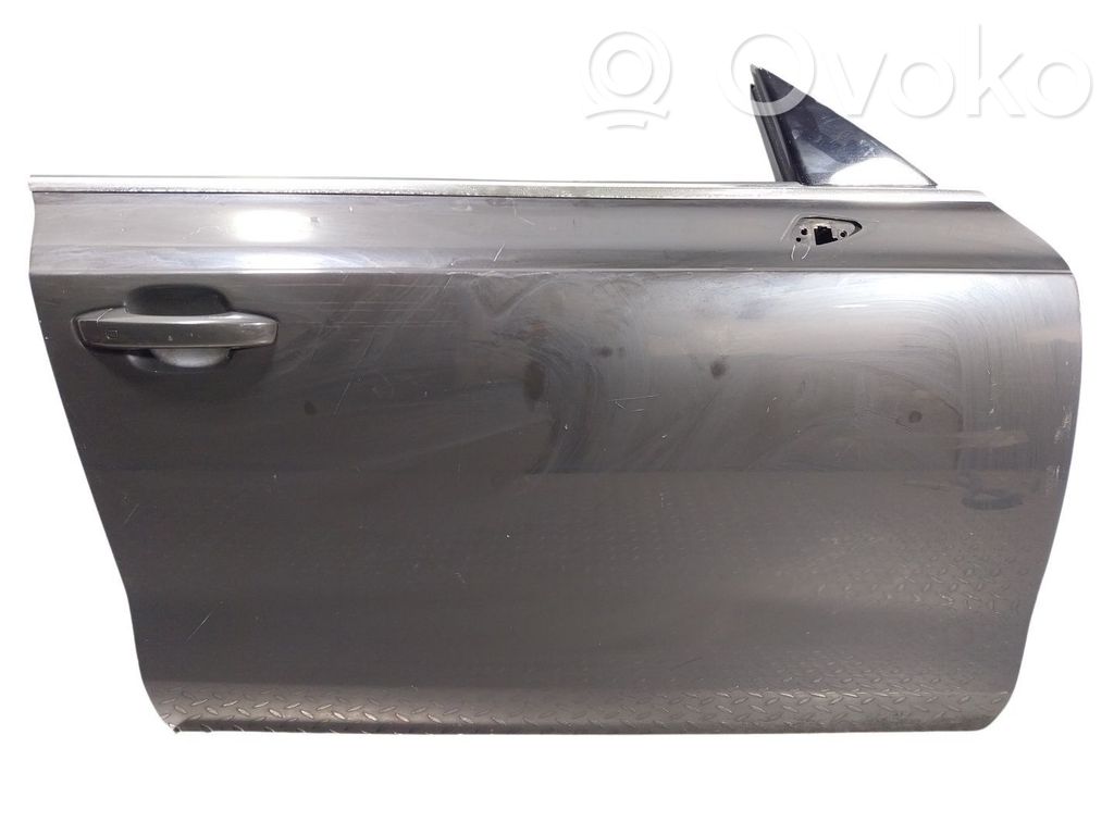 Puerta delantera   4G8831052A