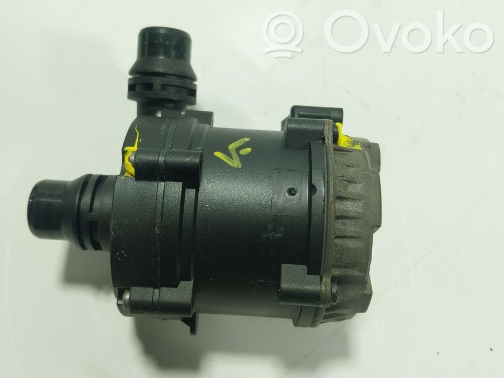 BMW 5 G30 G31 G38 Bomba de agua 