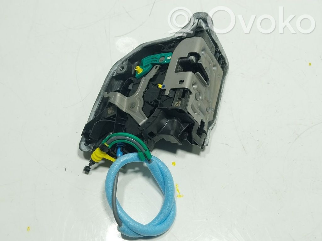BMW X5 G05 Takaoven lukko 