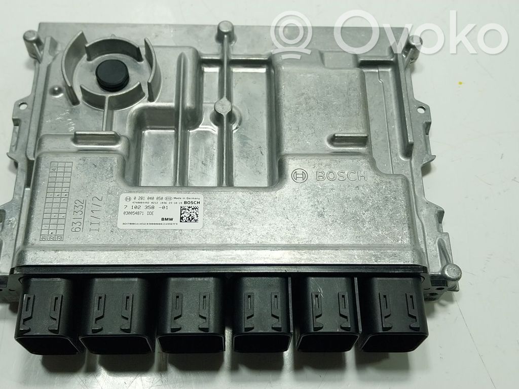 BMW X6 M Engine control unit/module 