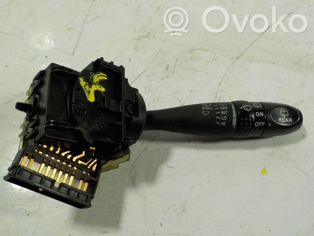Hyundai Accent Palanca de control del limpiaparabrisas