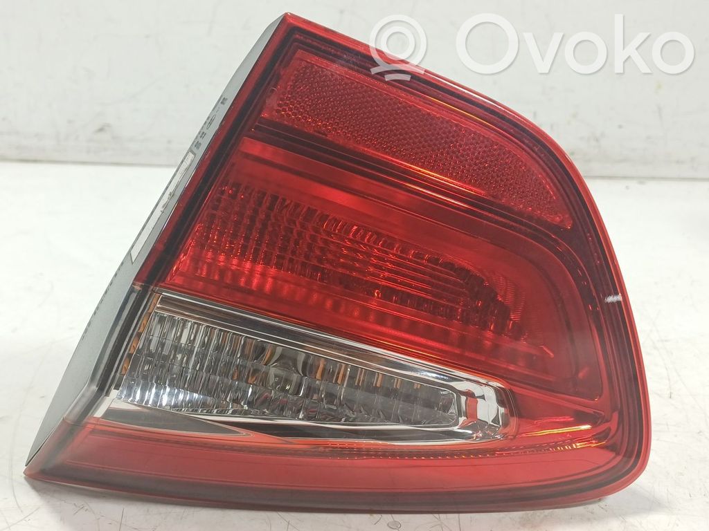 KIA Rio Lampă spate în caroserie 