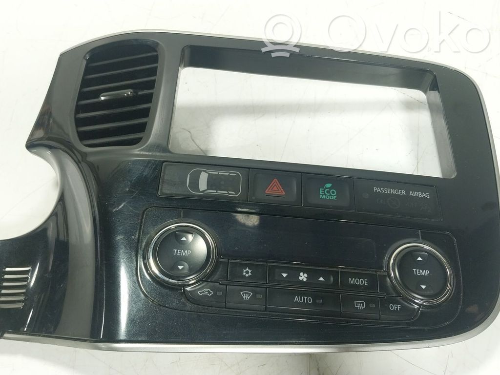 Mitsubishi Outlander Panel klimatyzacji