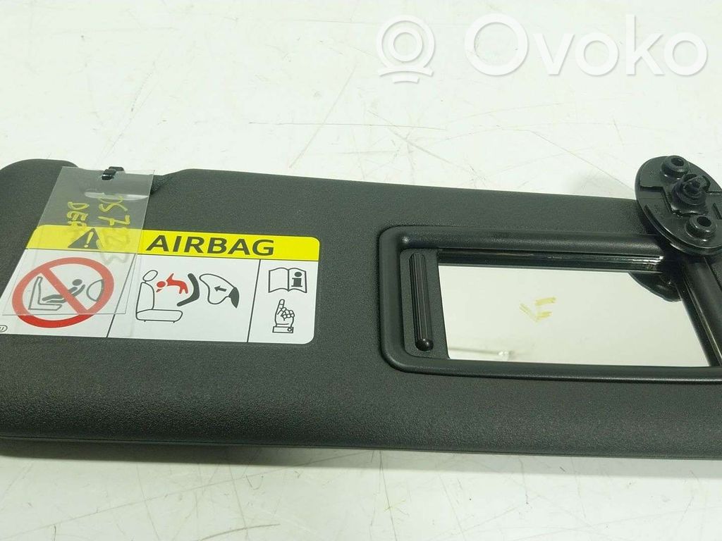 Toyota Yaris XP210 Osłona przeciwsłoneczna