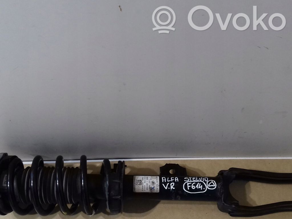 Alfa Romeo Stelvio Amortyzator osi przedniej ze sprężyną 