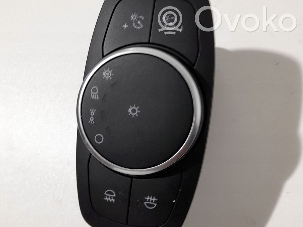 Ford Focus Light switch 
