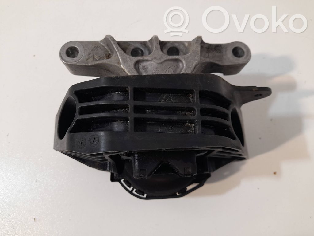 Peugeot 208 II Engine mount vacuum valve 