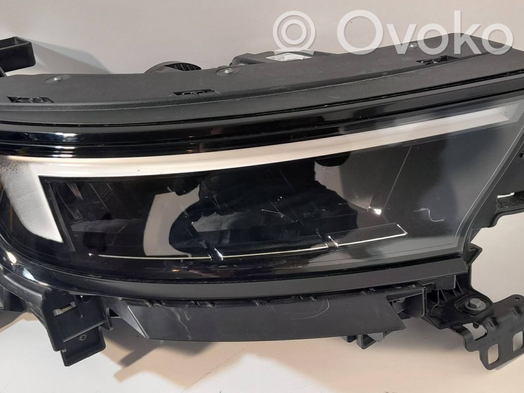Opel Mokka B Lampa przednia 