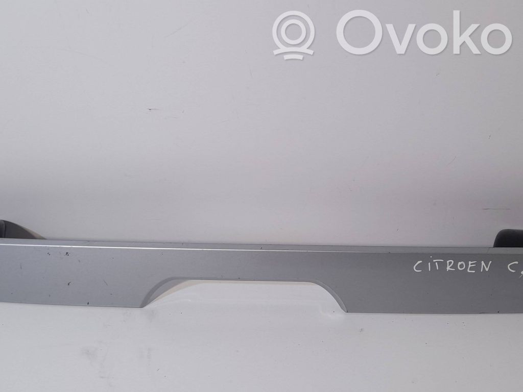 Citroen C2 Takaikkuna-takaspoileri 